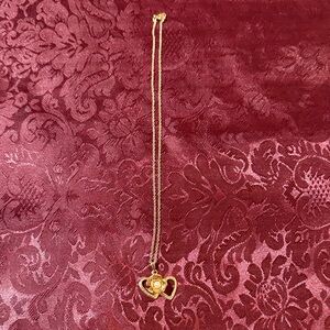Source Unknown Gold Heart Necklace